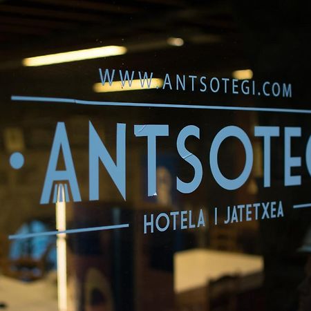 Hotel Antsotegi Etxebarria Buitenkant foto