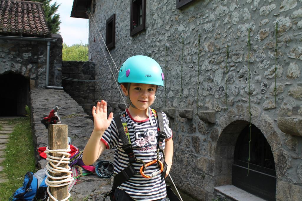 Hotel Antsotegi Etxebarria Buitenkant foto